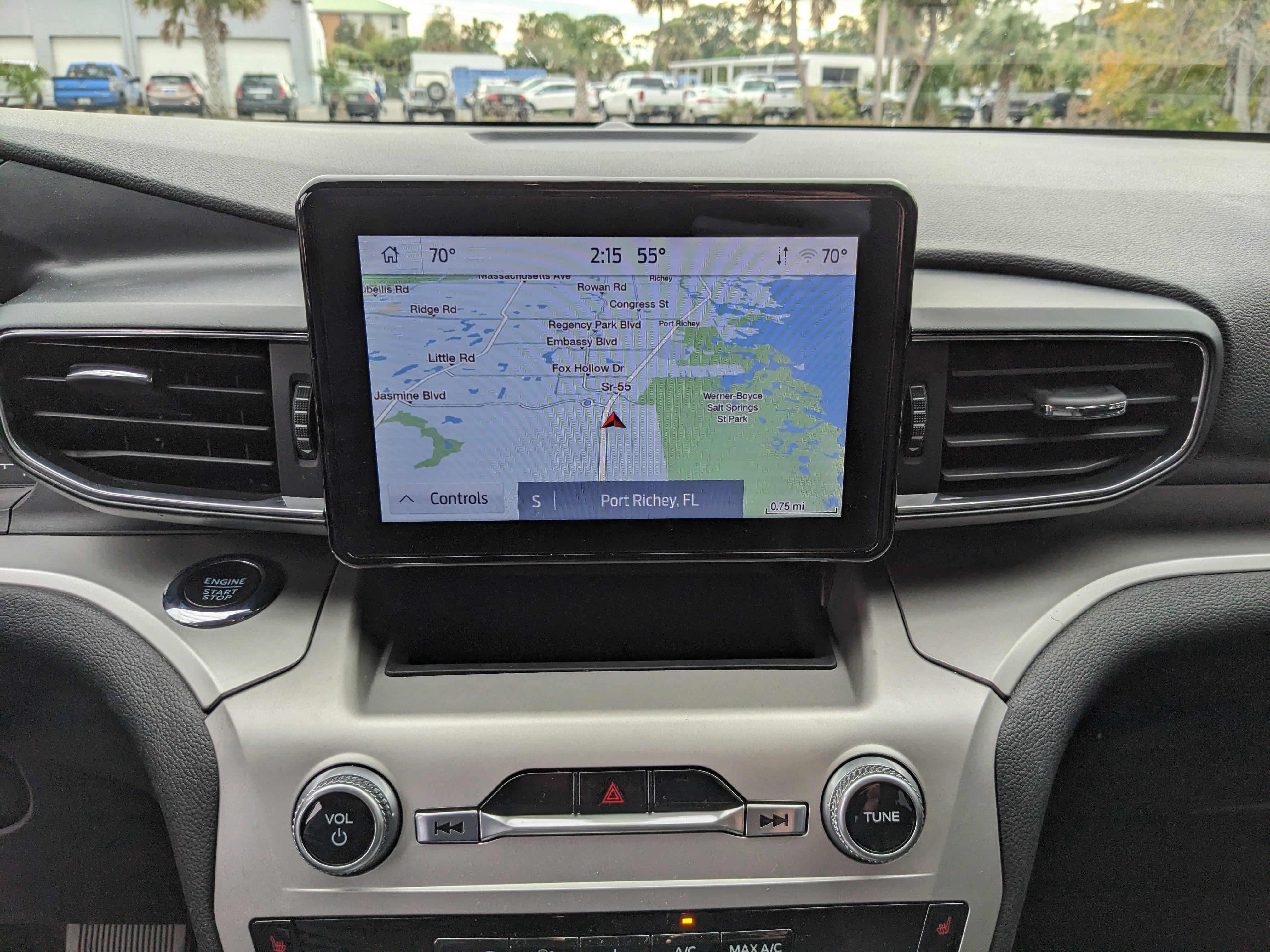 Certified 2022 Ford Explorer XLT w/ Equipment Group 202A image 23