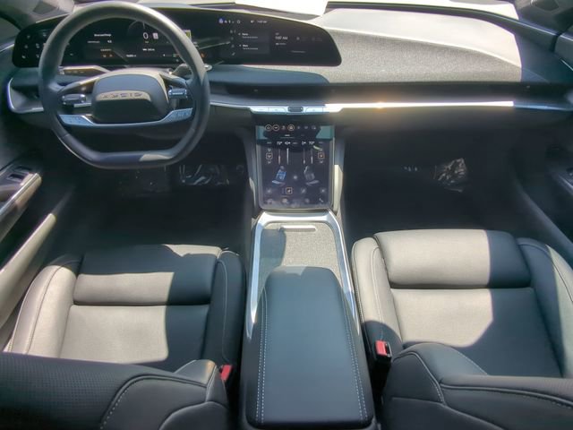 Used 2024 Lucid Air Pure RWD image 12