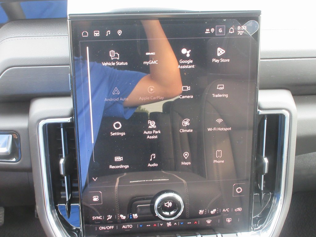 New 2026 GMC Yukon Denali w/ Denali Reserve Package image 19