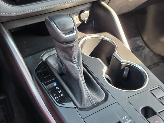 Used 2023 Toyota Highlander XLE FWD image 22