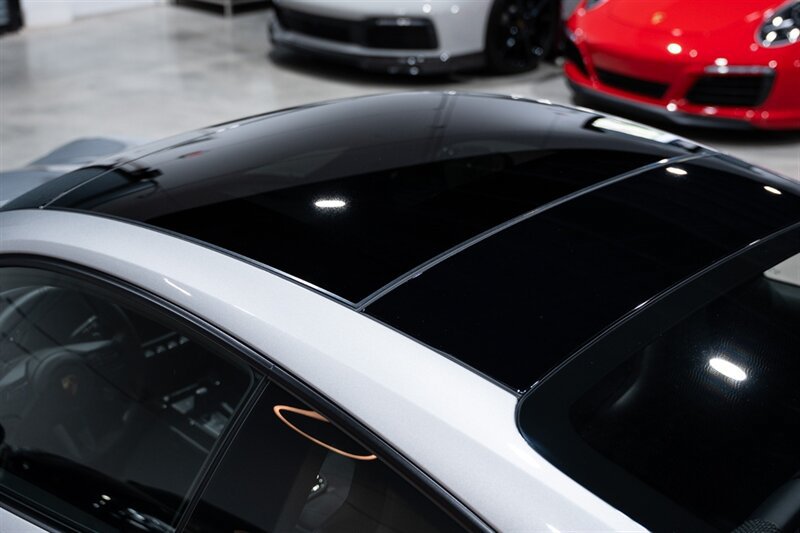 Used 2024 Porsche 911 Carrera T RWD image 64