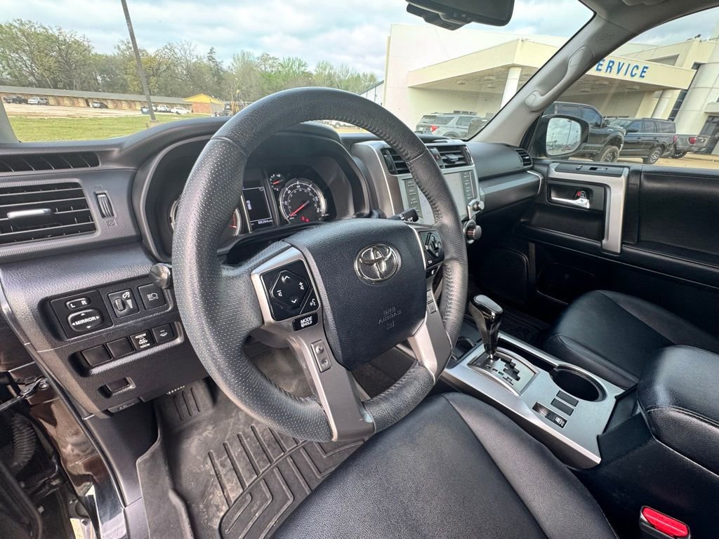 Used 2022 Toyota 4Runner TRD Sport image 13