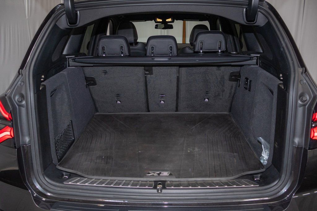 Used 2023 BMW X3 xDrive30i w/ Premium Package image 13