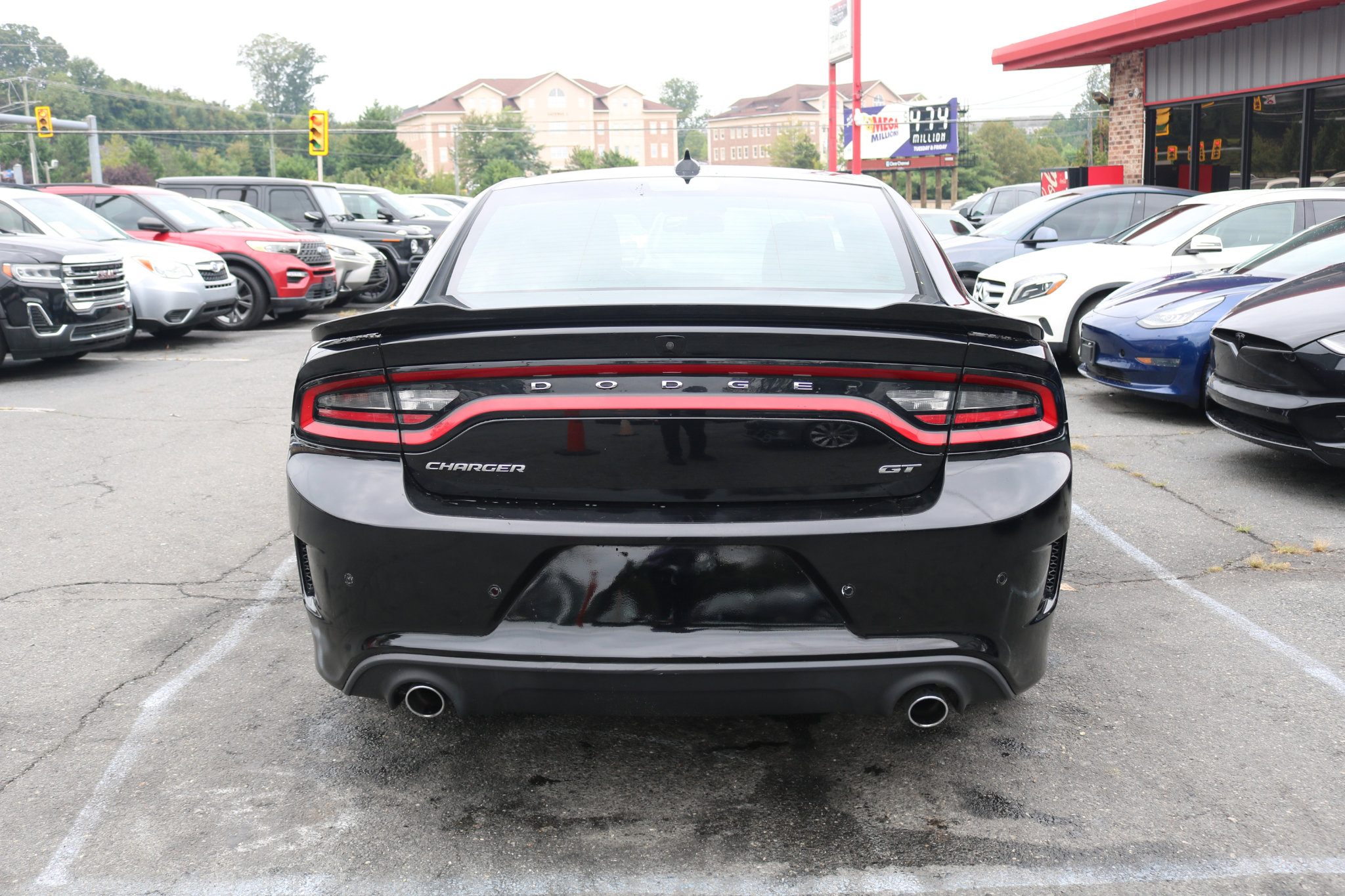 Used 2023 Dodge Charger GT image 3