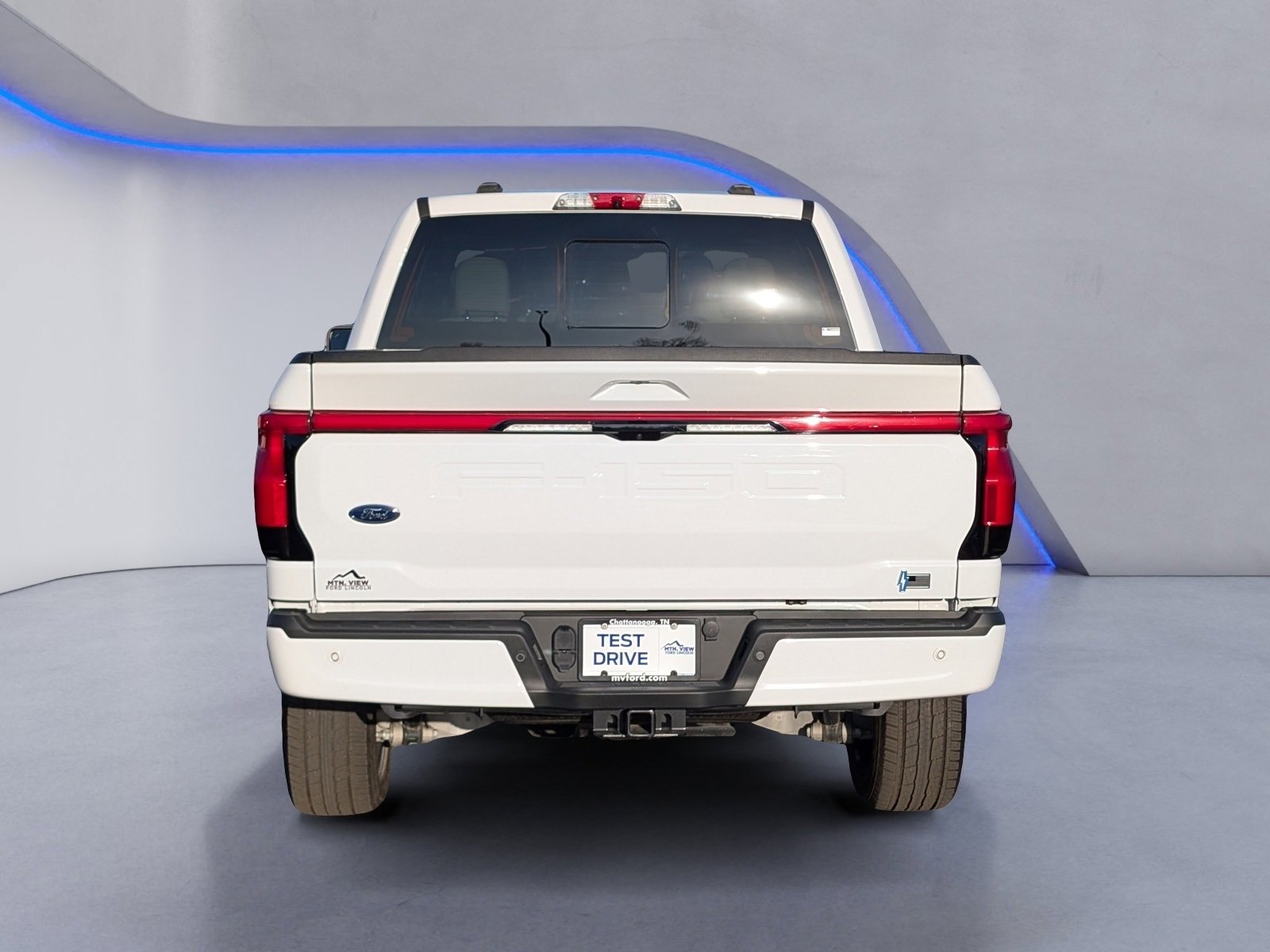 Used 2022 Ford F150 Lightning Platinum image 10