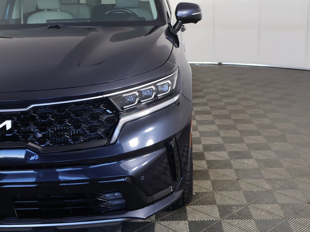 Used 2022 Kia Sorento SX Prestige image 18