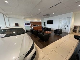 Used 2020 Chevrolet Silverado 1500 LT image 8