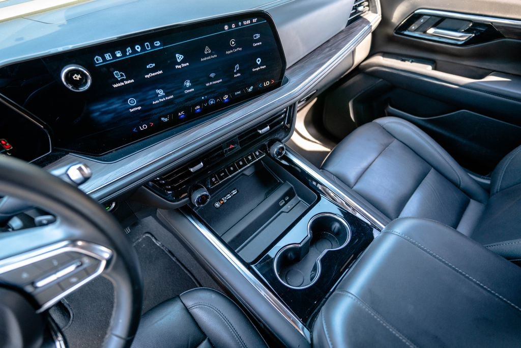 Certified 2025 Chevrolet Suburban LT AWD/4WD image 20