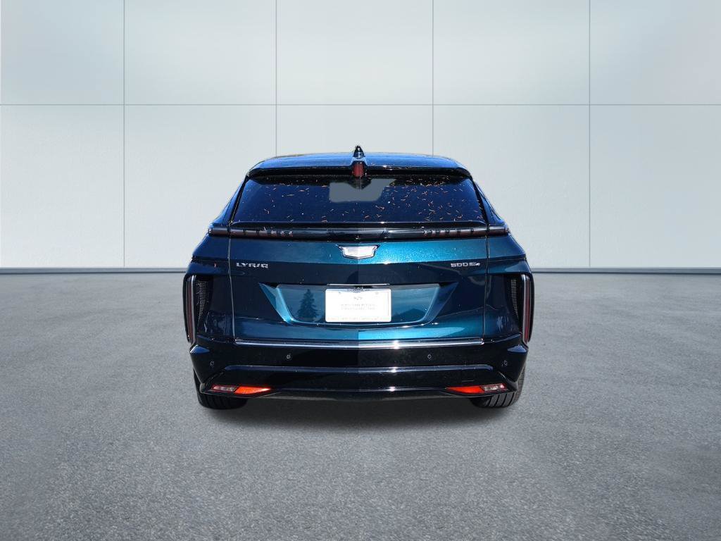 Certified 2024 Cadillac Lyriq Luxury AWD/4WD image 5