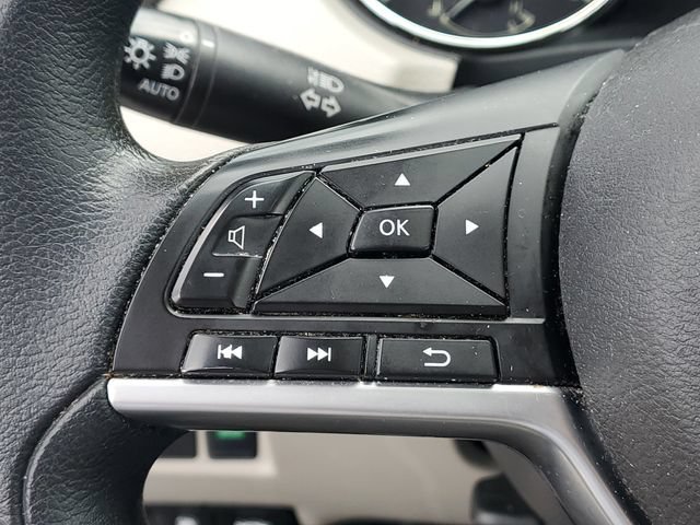 Used 2019 Nissan Rogue Sport SV AWD/4WD image 16
