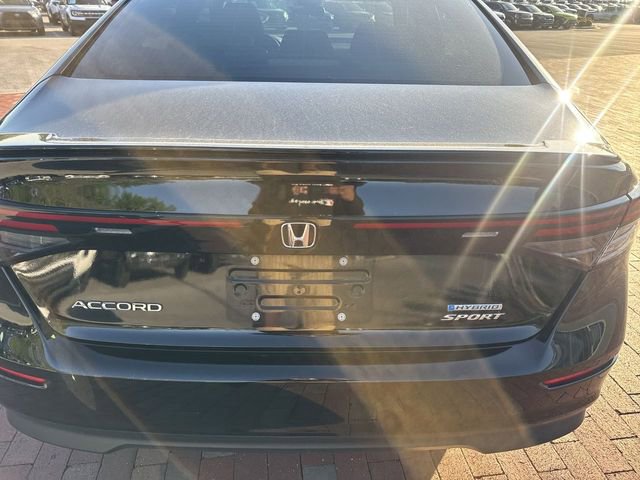 Used 2023 Honda Accord Sport image 9