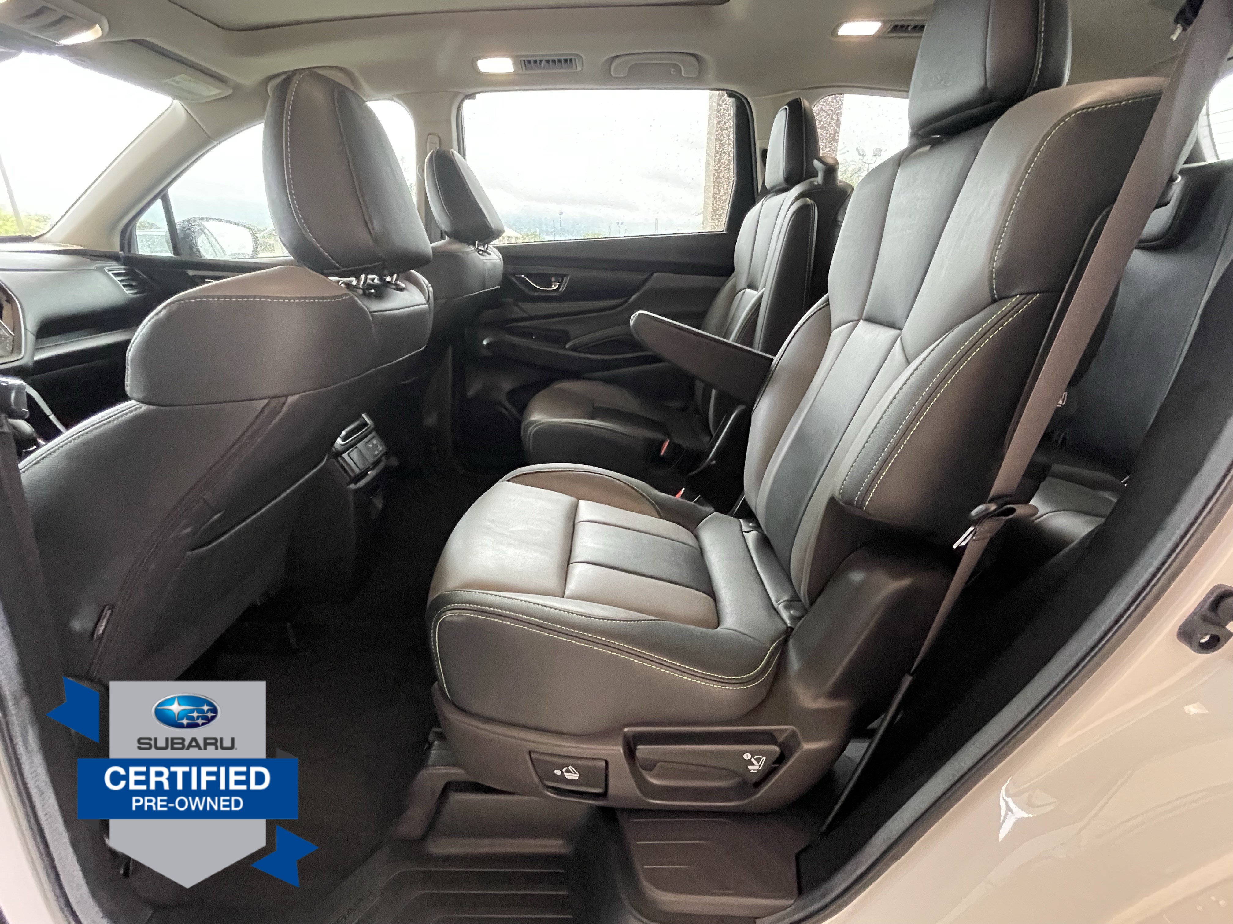 Used 2025 Subaru Ascent Onyx Edition AWD/4WD image 19