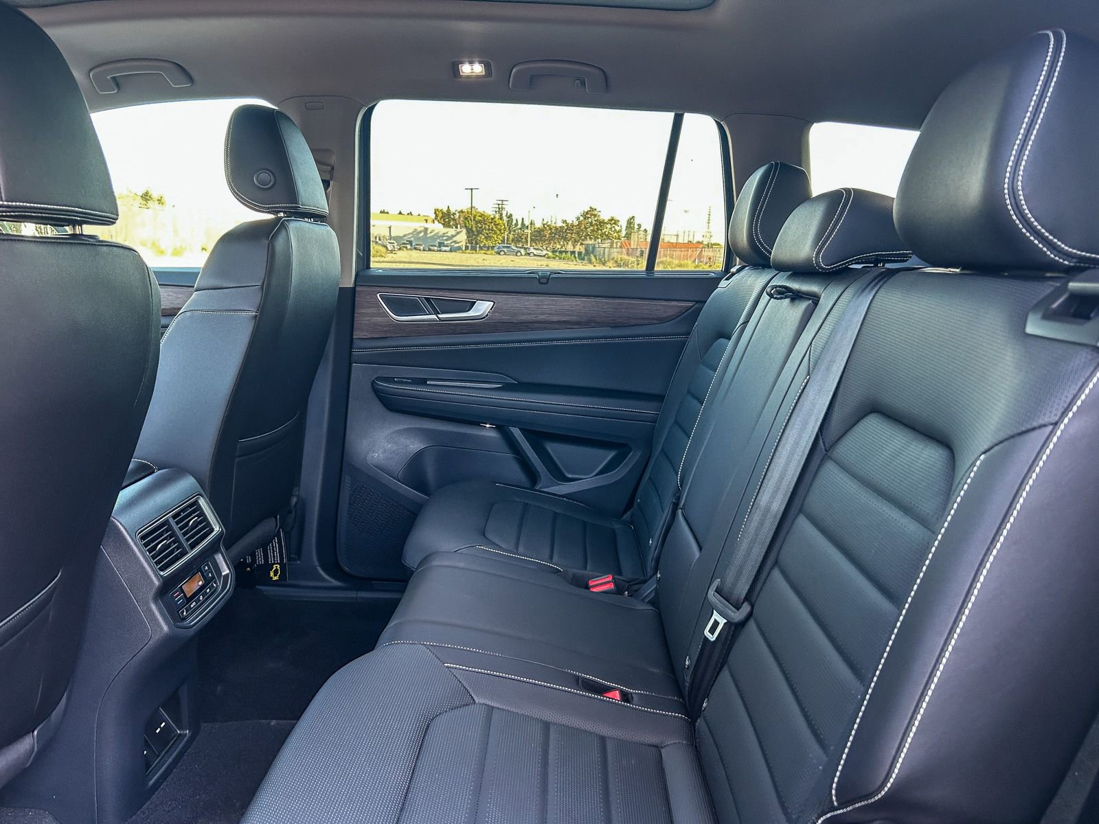 New 2026 Volkswagen Atlas SEL AWD/4WD image 21