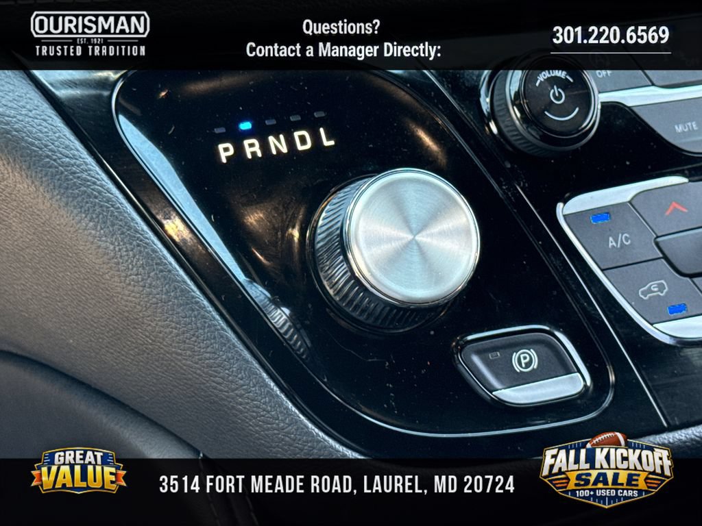 Used 2025 Chrysler Pacifica Limited FWD image 33