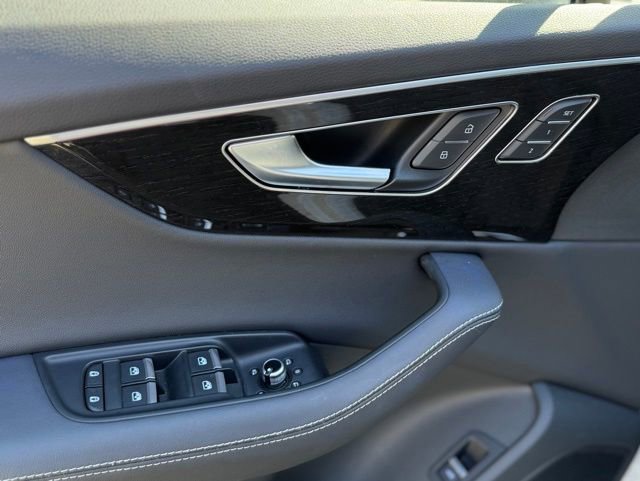 Certified 2025 Audi Q7 3.0T Premium Plus w/ Premium Plus Package image 10