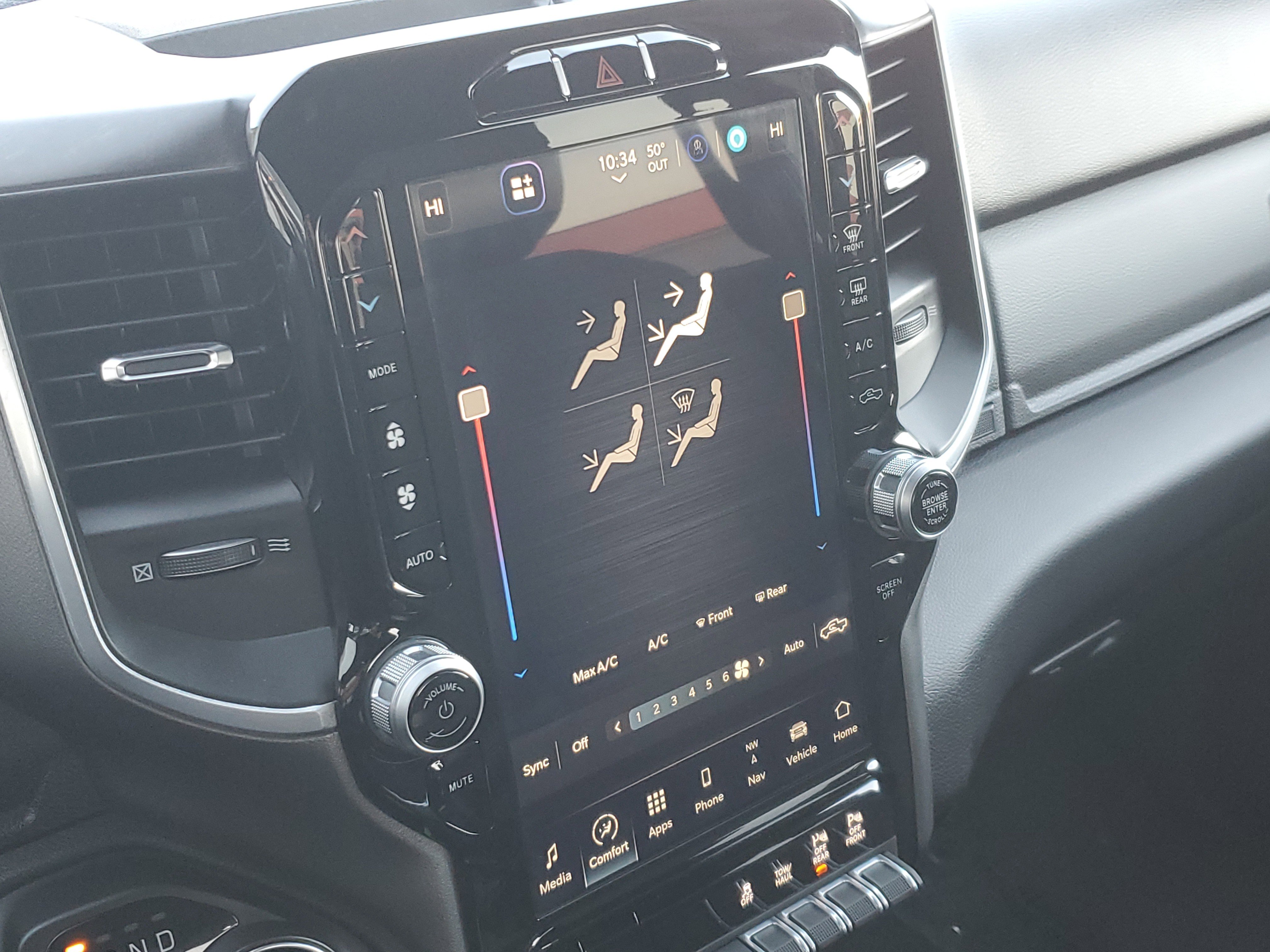 Used 2024 RAM 2500 Big Horn w/ Sport Appearance Package image 15