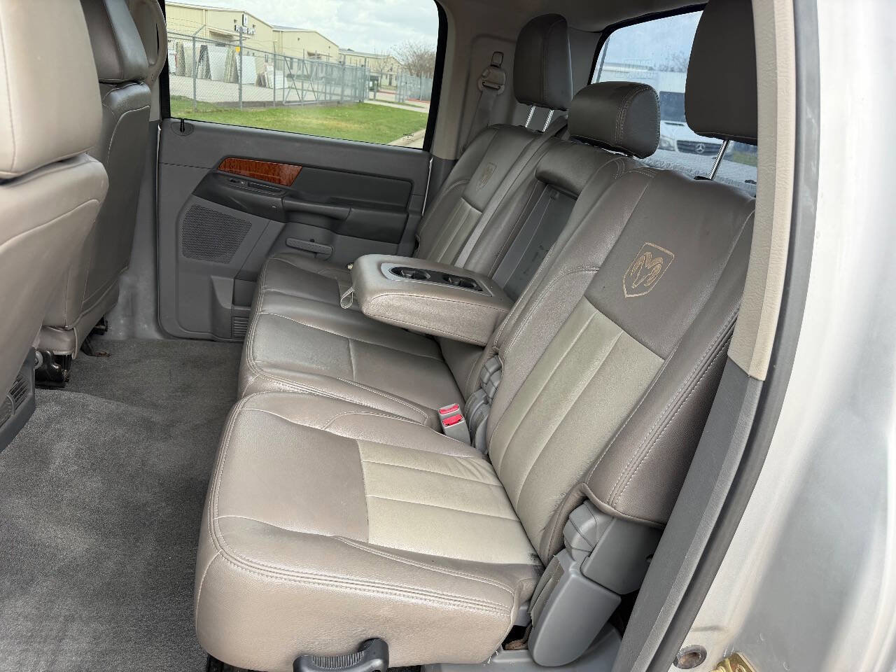 Used 2006 Dodge Ram 3500 Truck SLT AWD/4WD image 16
