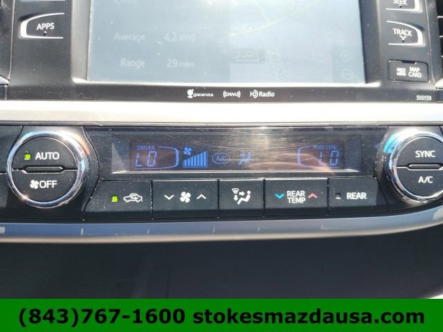 Used 2016 Toyota Highlander XLE AWD/4WD image 39