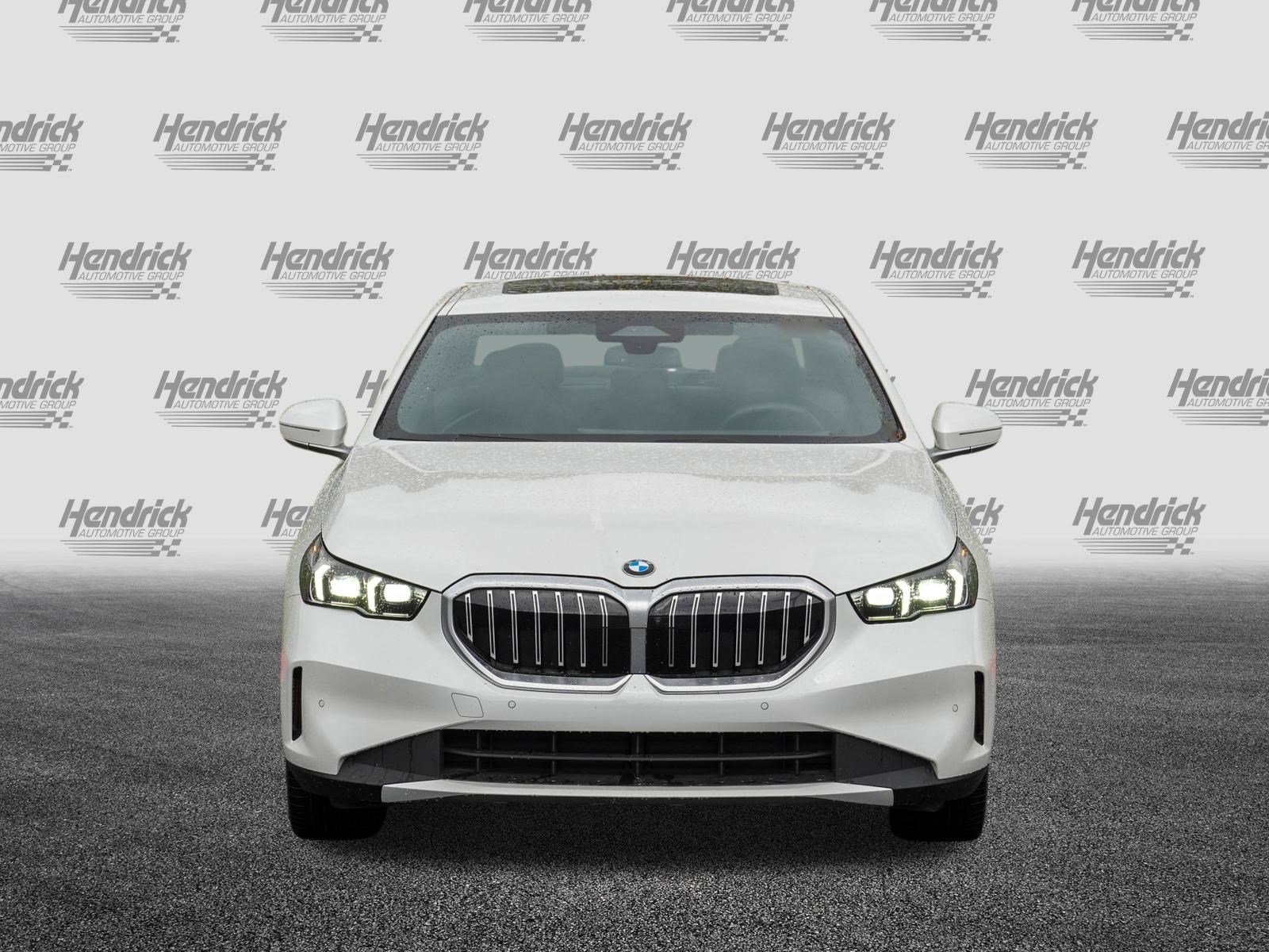 Certified 2024 BMW 530i 530i image 3