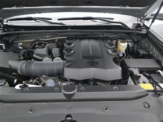 Used 2022 Toyota 4Runner Limited image 18