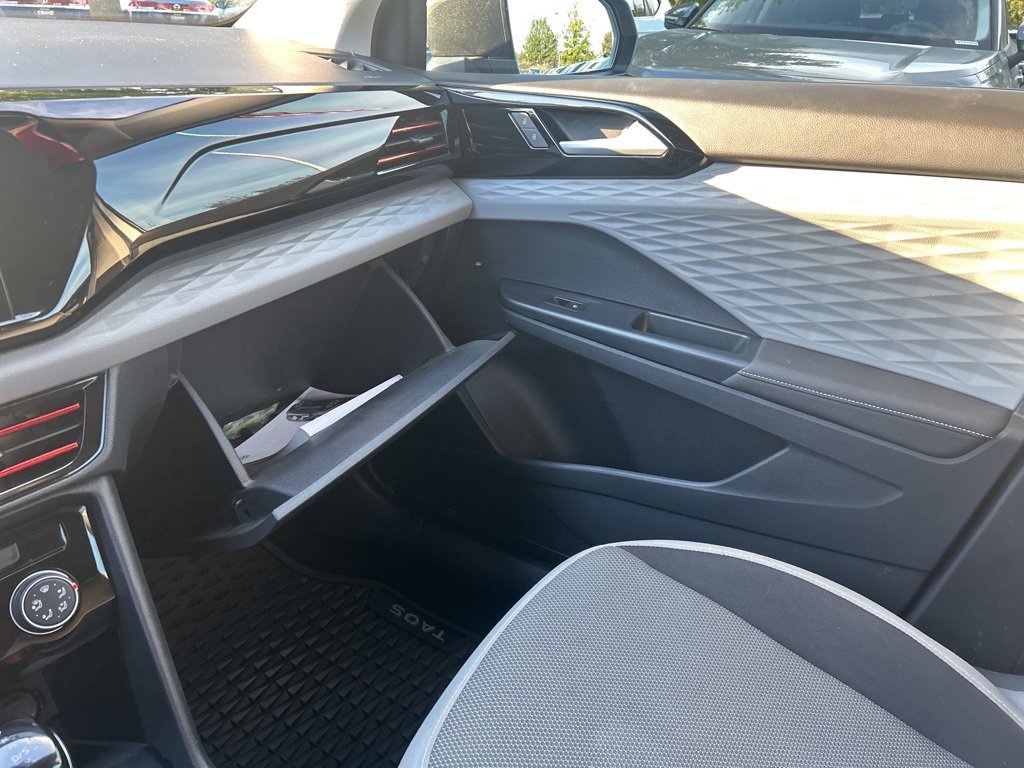 Used 2024 Volkswagen Taos S image 18