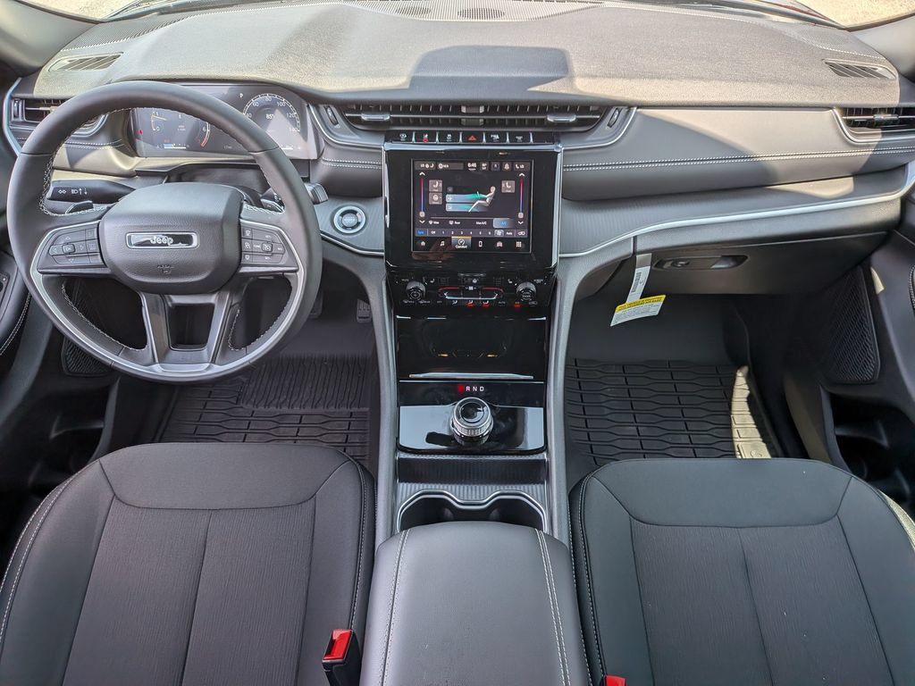 New 2026 Jeep Grand Cherokee Laredo X RWD image 25