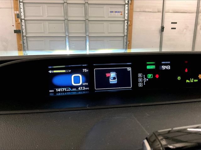 Used 2019 Toyota Prius Limited FWD image 19