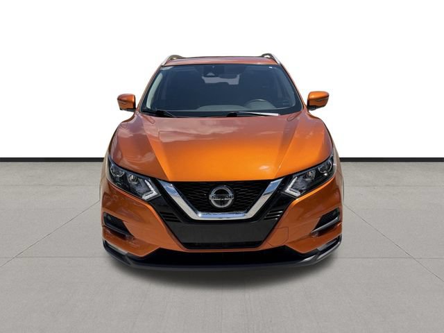 Used 2022 Nissan Rogue Sport SV w/ Technology Package FWD image 2