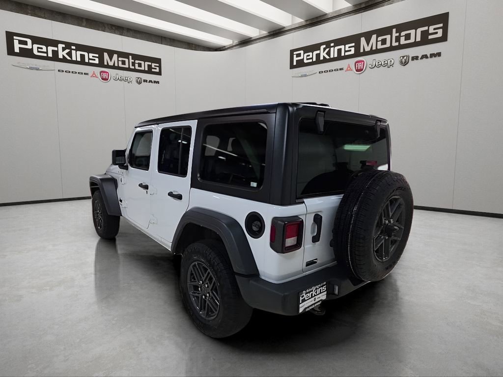 Used 2024 Jeep Wrangler Sport S image 4