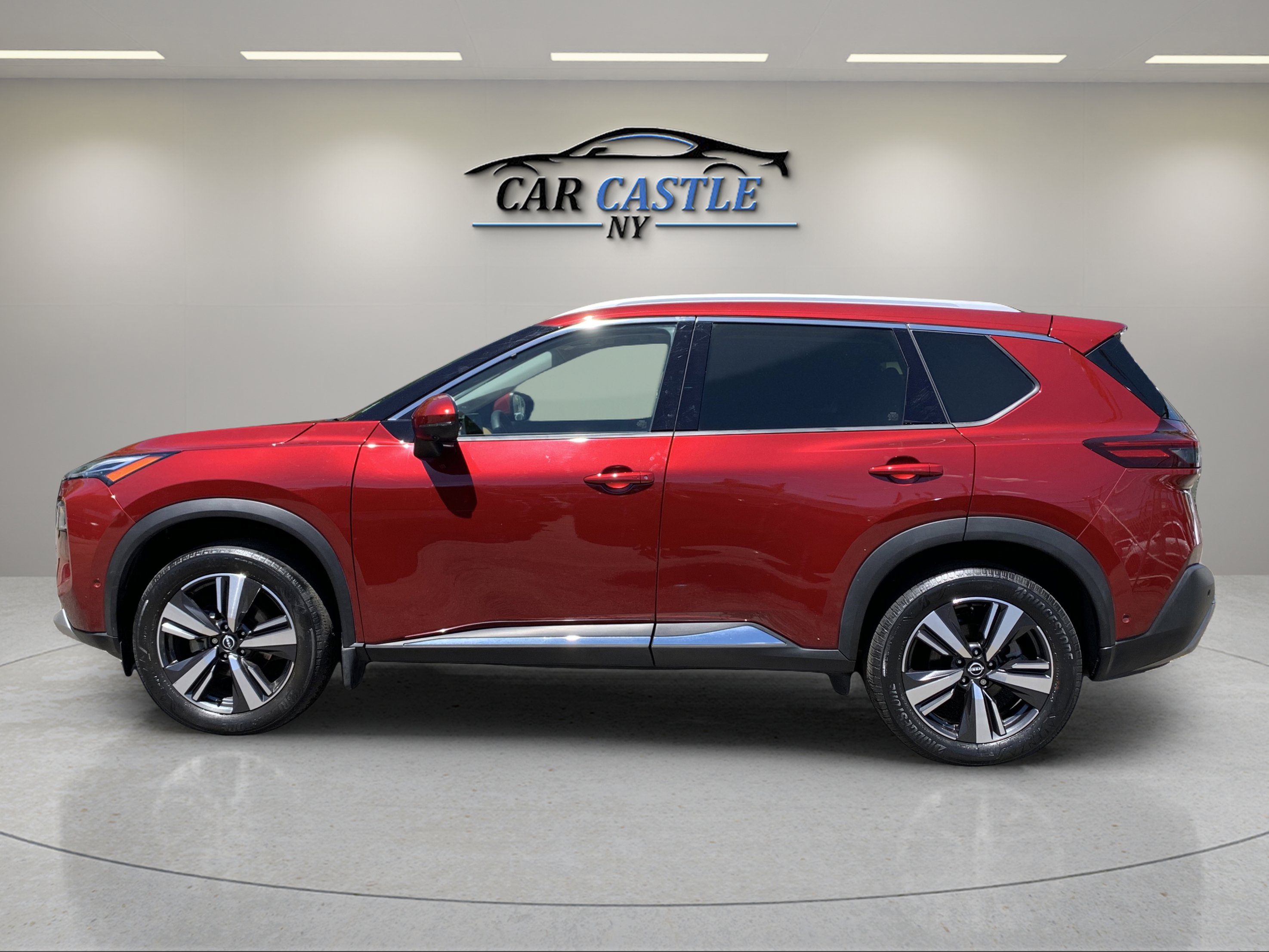 Used 2023 Nissan Rogue Platinum image 12