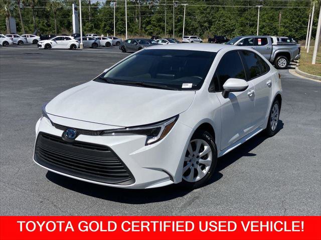Certified 2024 Toyota Corolla LE FWD image 1