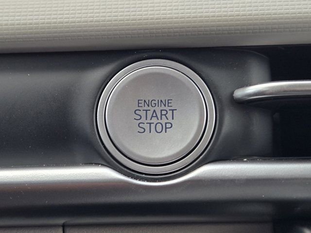 Used 2025 Hyundai Tucson SE FWD image 21