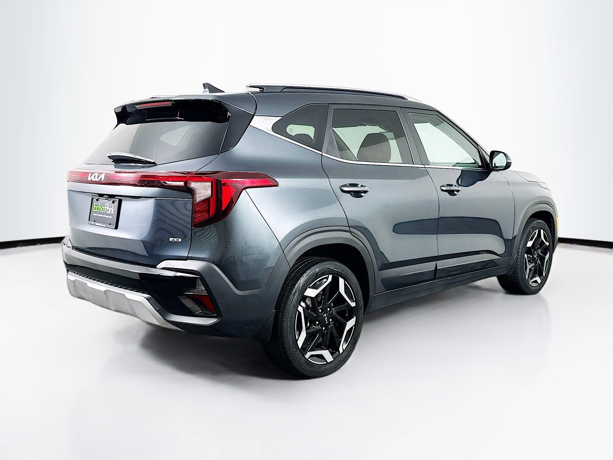 Used 2024 Kia Seltos SX image 9