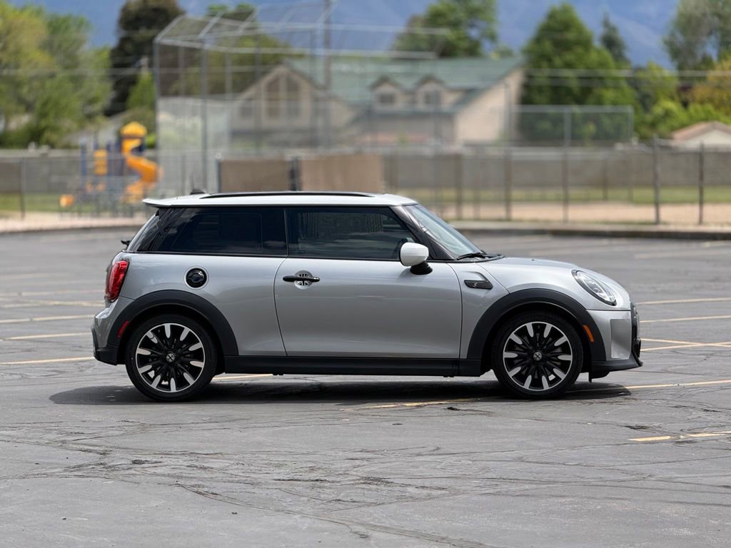 Certified 2023 MINI Cooper S FWD image 4