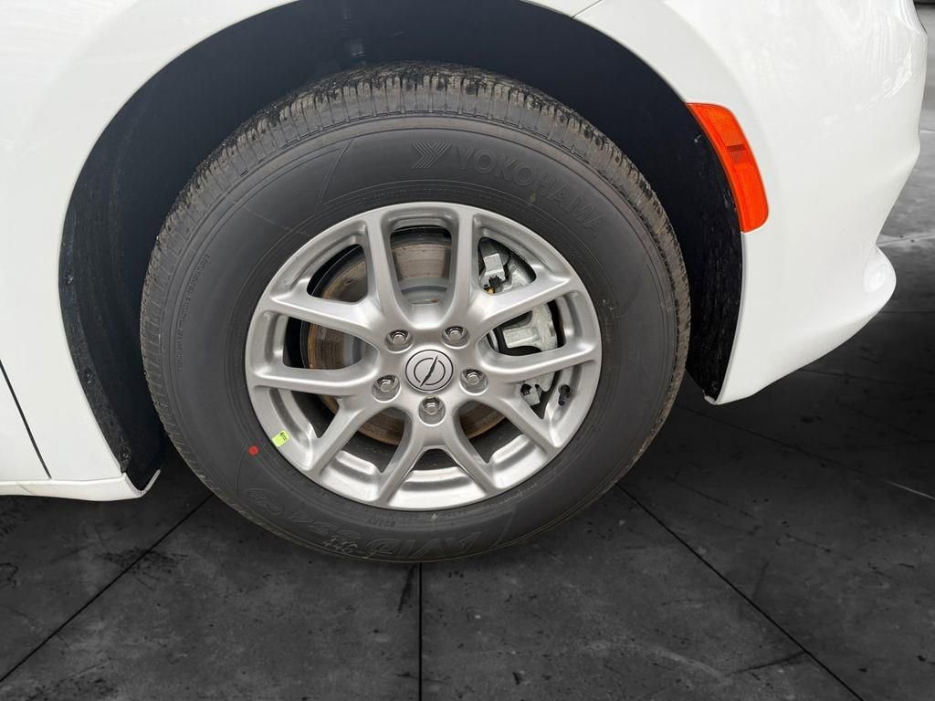 New 2026 Chrysler Voyager LX image 27