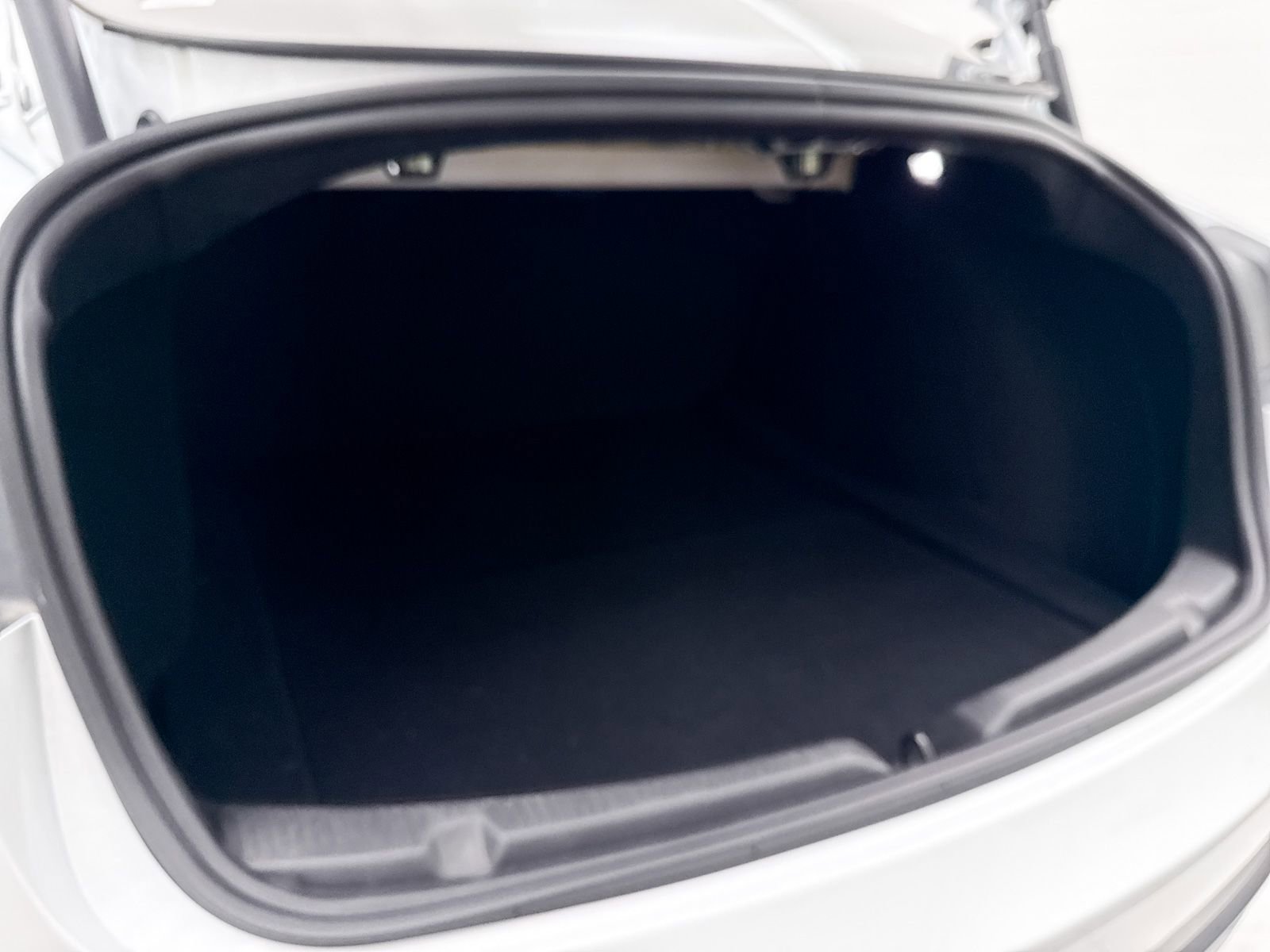 Used 2024 Tesla Model 3 Performance image 33