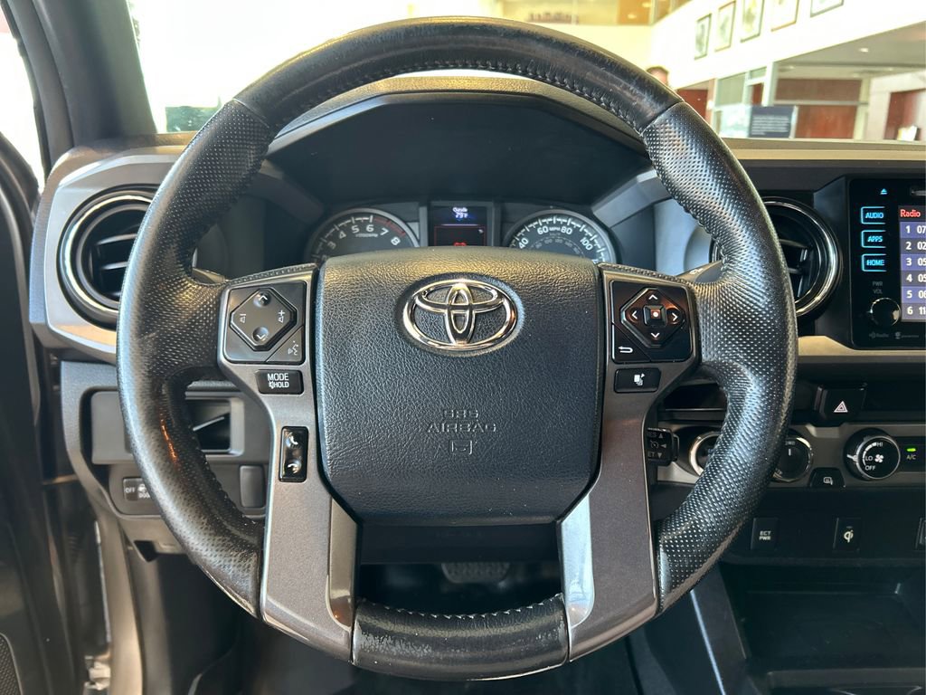 Used 2016 Toyota Tacoma TRD Off-Road image 21