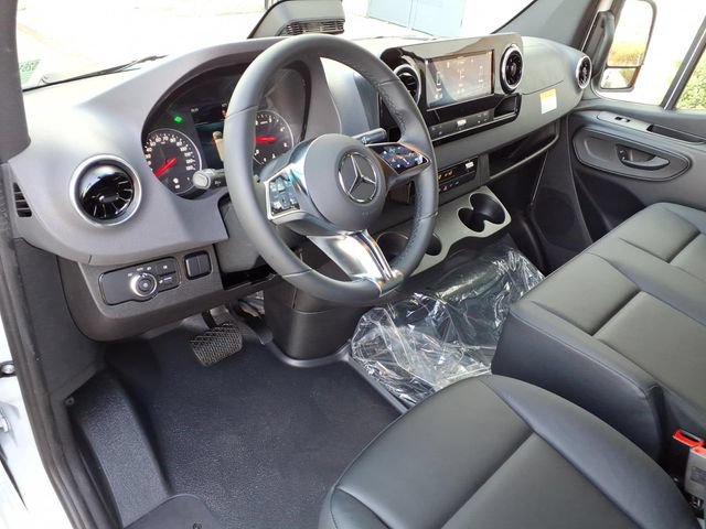 New 2026 Mercedes-Benz Sprinter 2500 image 4