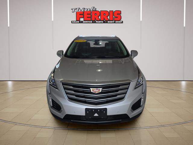 Used 2018 Cadillac XT5 Luxury w/ Driver Awareness Package FWD image 2