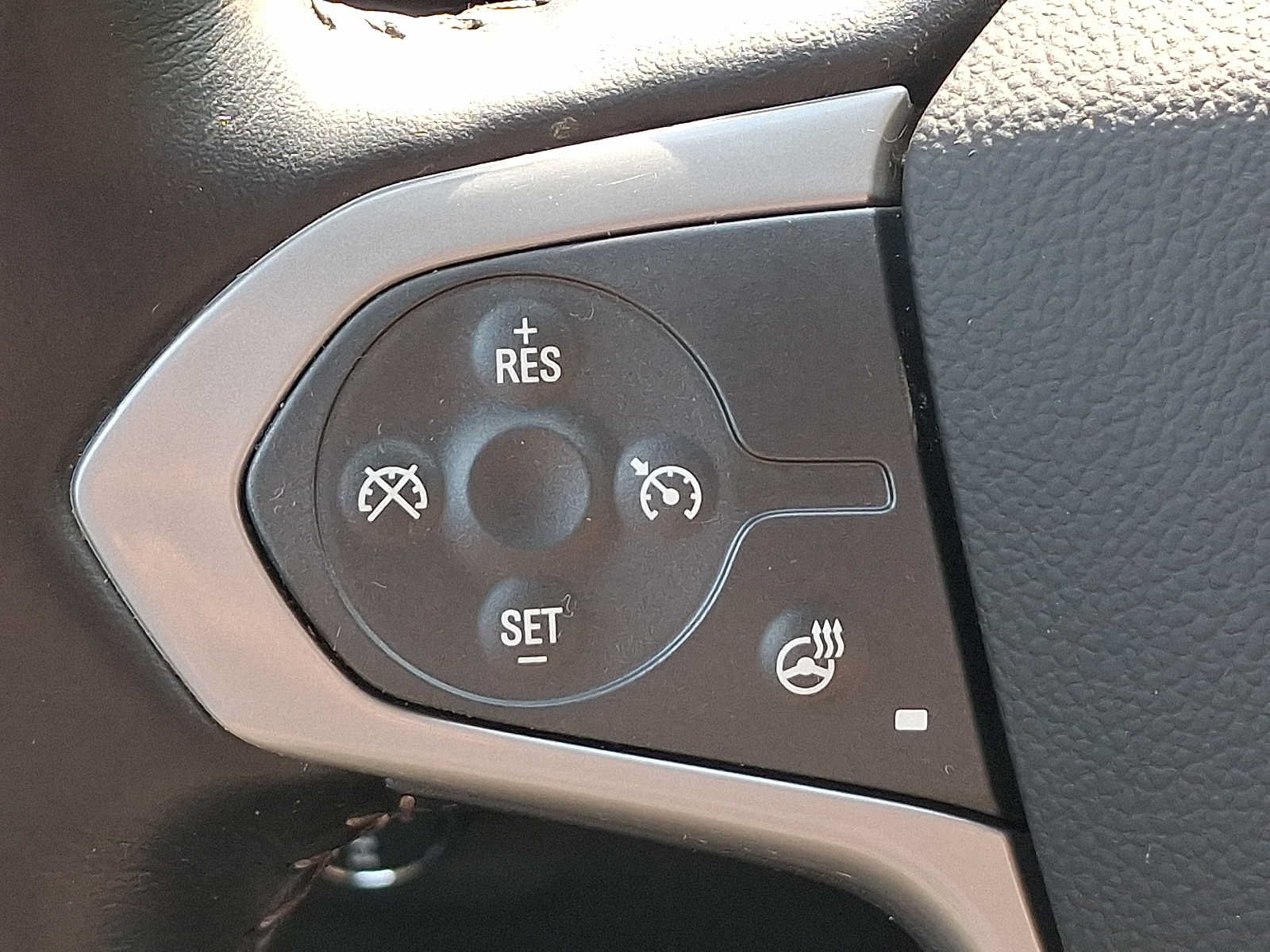 Used 2022 Chevrolet Colorado ZR2 AWD/4WD image 21