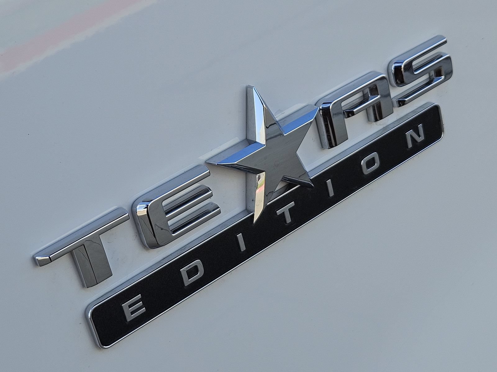 New 2026 Chevrolet Silverado 1500 LT w/ Texas Edition Plus RWD image 13