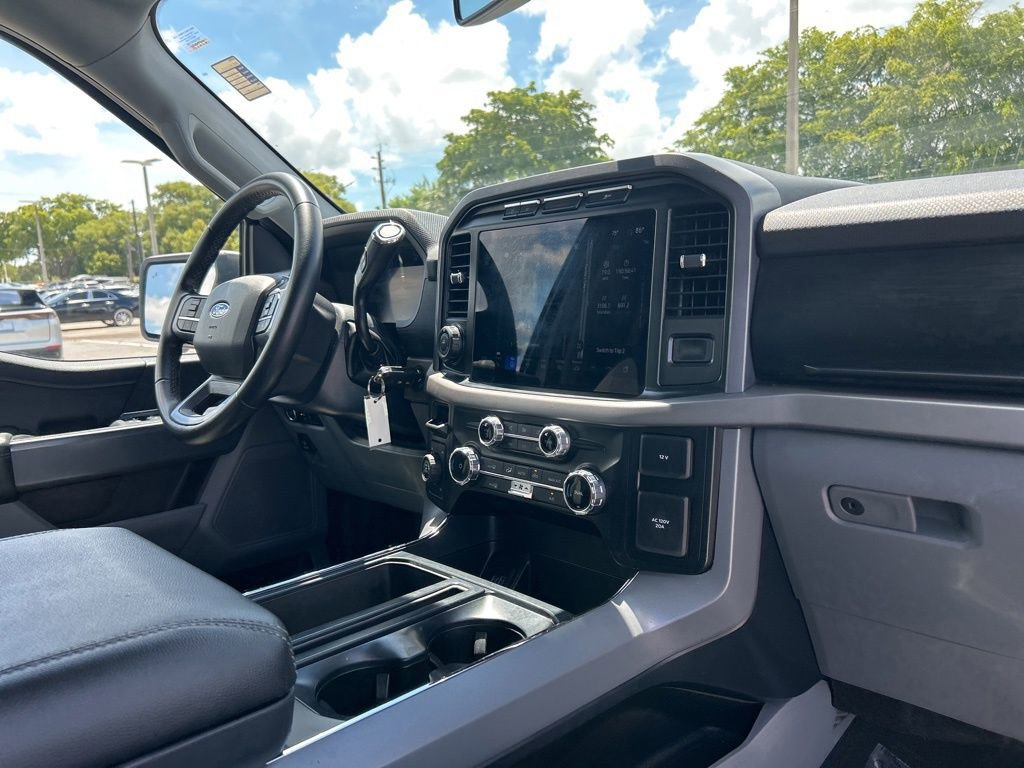 Used 2024 Ford F150 XLT w/ Mobile Office Package image 28
