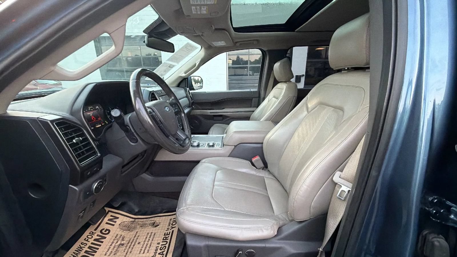 Used 2018 Ford Expedition Limited w/ Equipment Group 301A AWD/4WD image 18