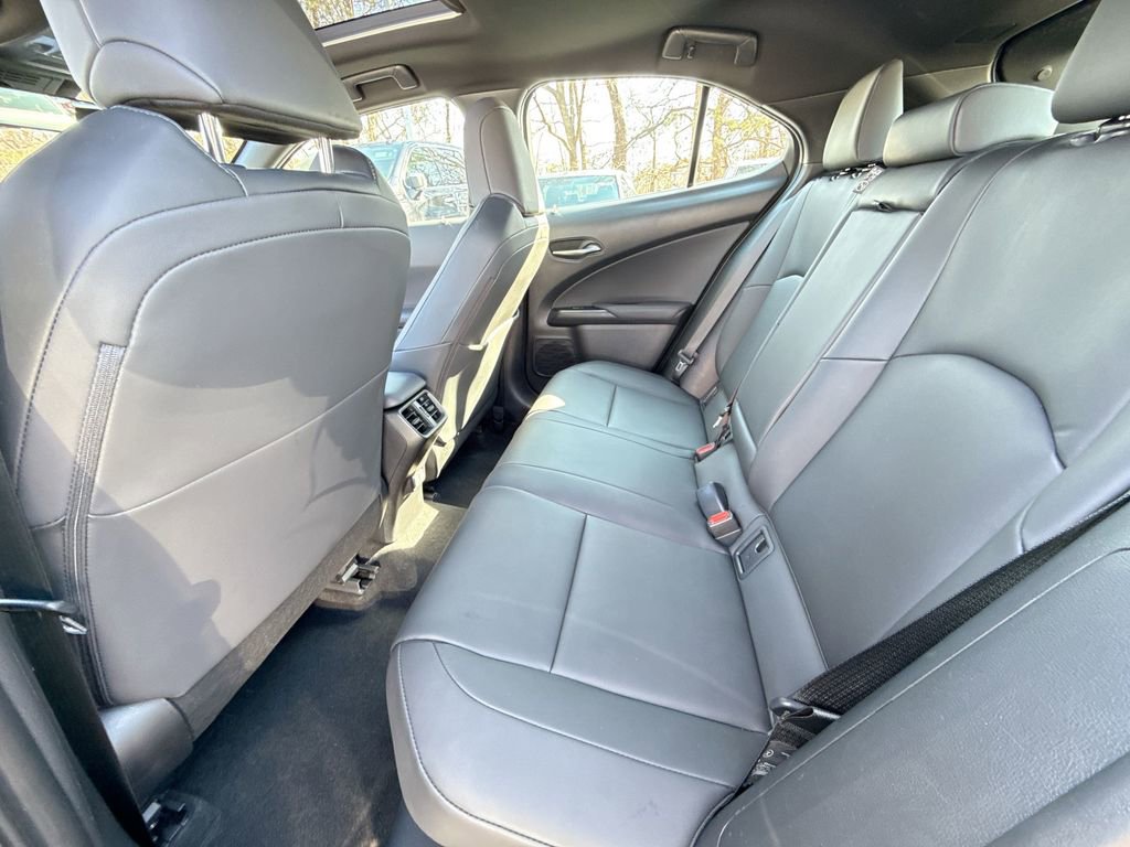 Used 2025 Lexus UX 300h AWD w/ Cold Area Package image 23