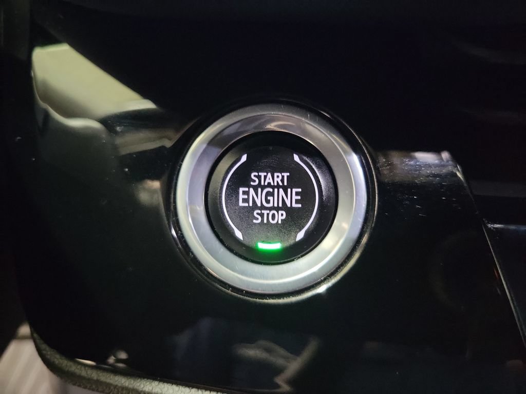 Used 2024 Buick Envision Preferred AWD/4WD image 31