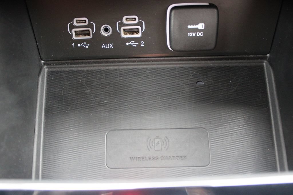 Used 2024 Jeep Grand Cherokee Altitude AWD/4WD image 42