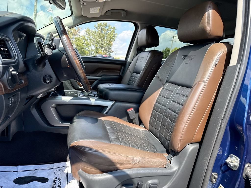 Used 2017 Nissan Titan Platinum Reserve AWD/4WD image 11