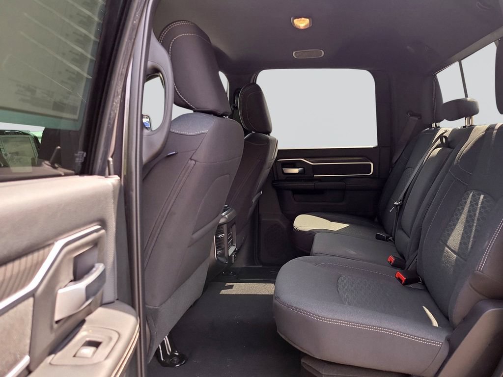 New 2026 RAM 2500 Big Horn AWD/4WD image 30