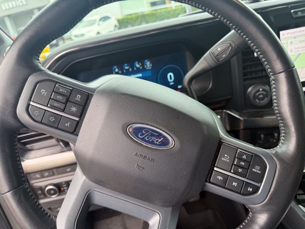 Used 2024 Ford F350 Lariat w/ Lariat Ultimate Package AWD/4WD image 4