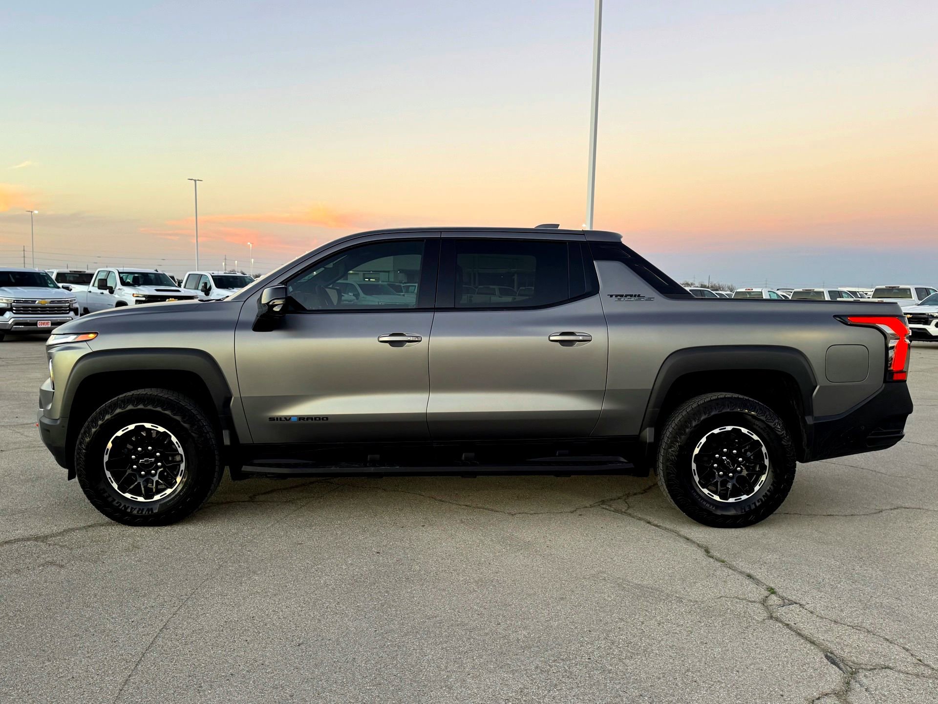Used 2026 Chevrolet Silverado EV Trail Boss w/ Premium Package image 16